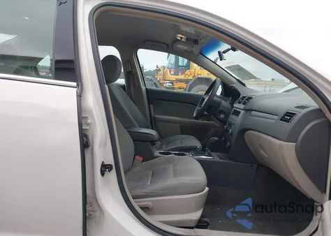 2012 Ford Fusion Se z USA, uszkodzony, nr VIN 3FAHP0HA9CR377237